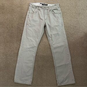 Levi’s relaxed straight 30x32